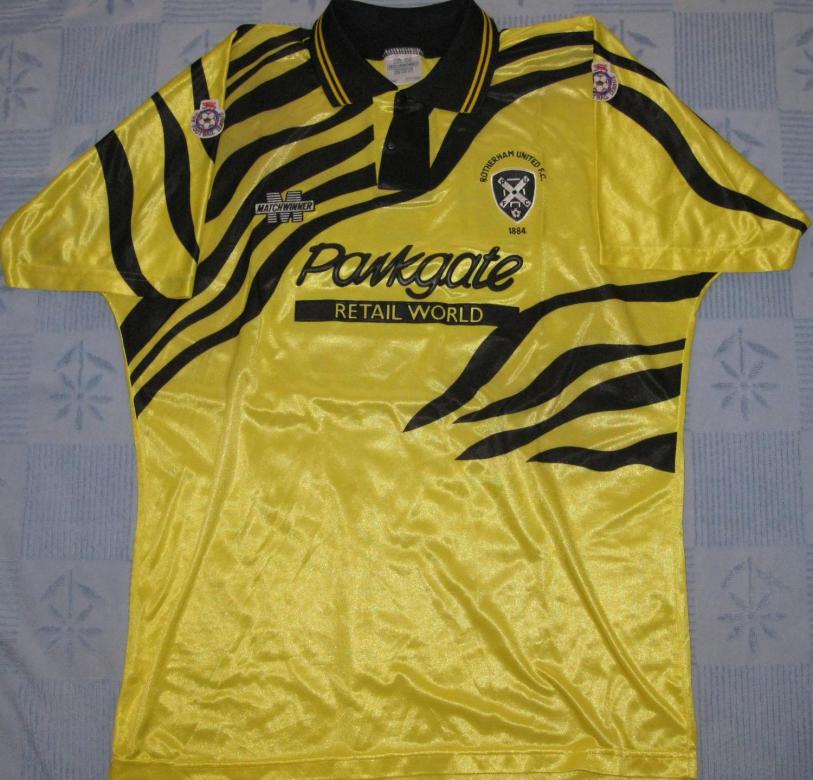 Name:  rotherham-united-away-football-shirt-1993-1994-s_18281_1.jpg
Views: 739
Size:  89.9 KB