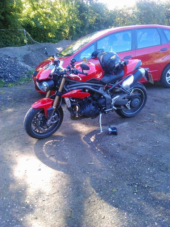 Name:  .......jpg
Views: 191
Size:  98.4 KB