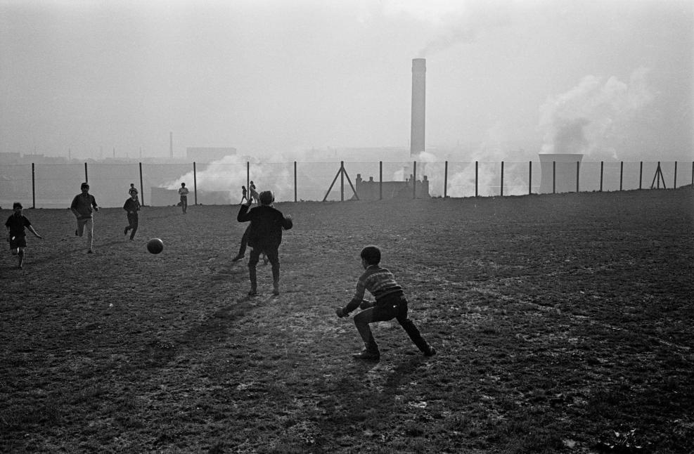 Name:  Football-above-the-power-station-Bradford-1969-23-36.jpg
Views: 135
Size:  97.3 KB